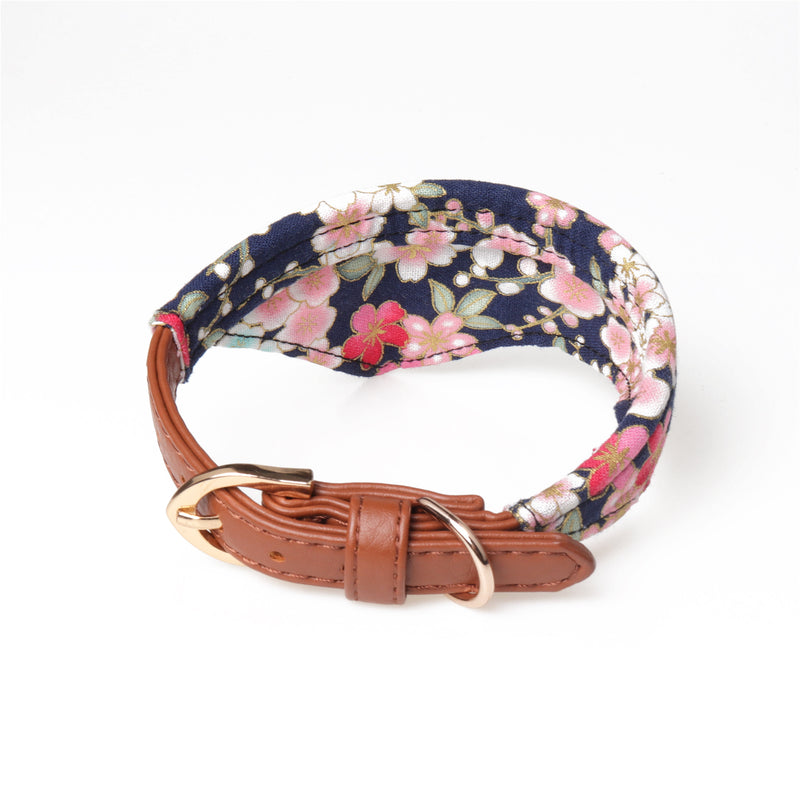 Trendy Floral Banana