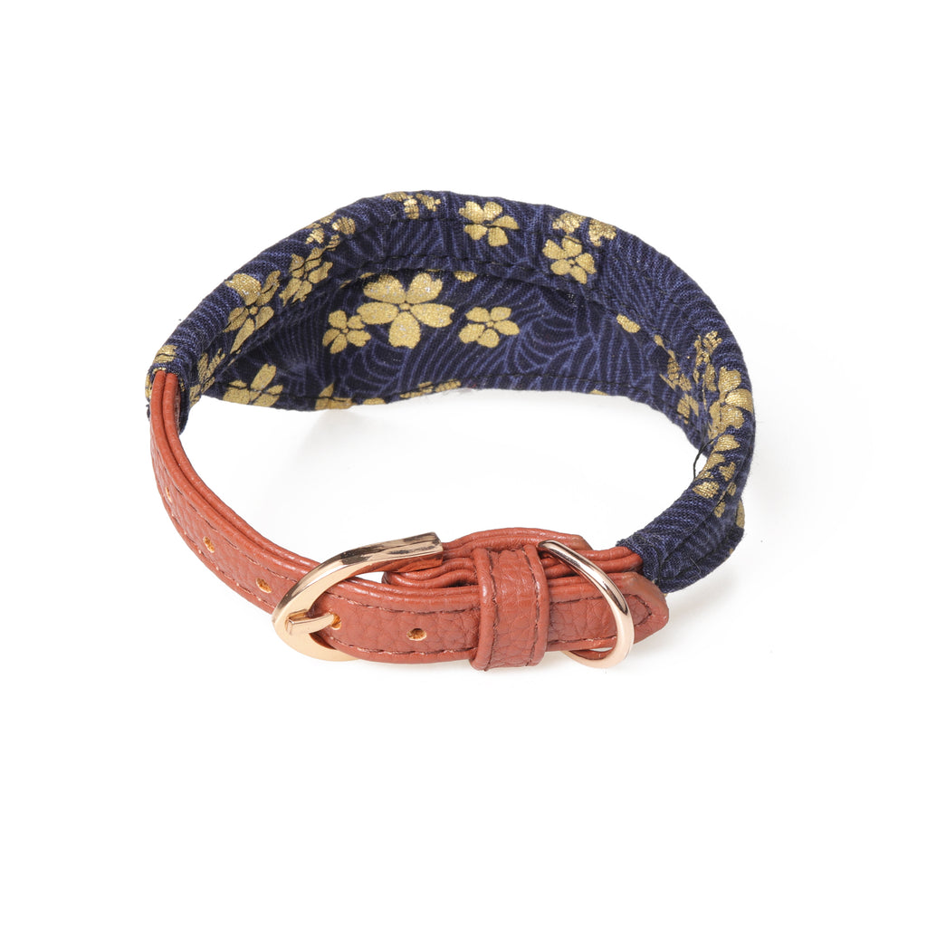 Trendy Floral Banana triangle