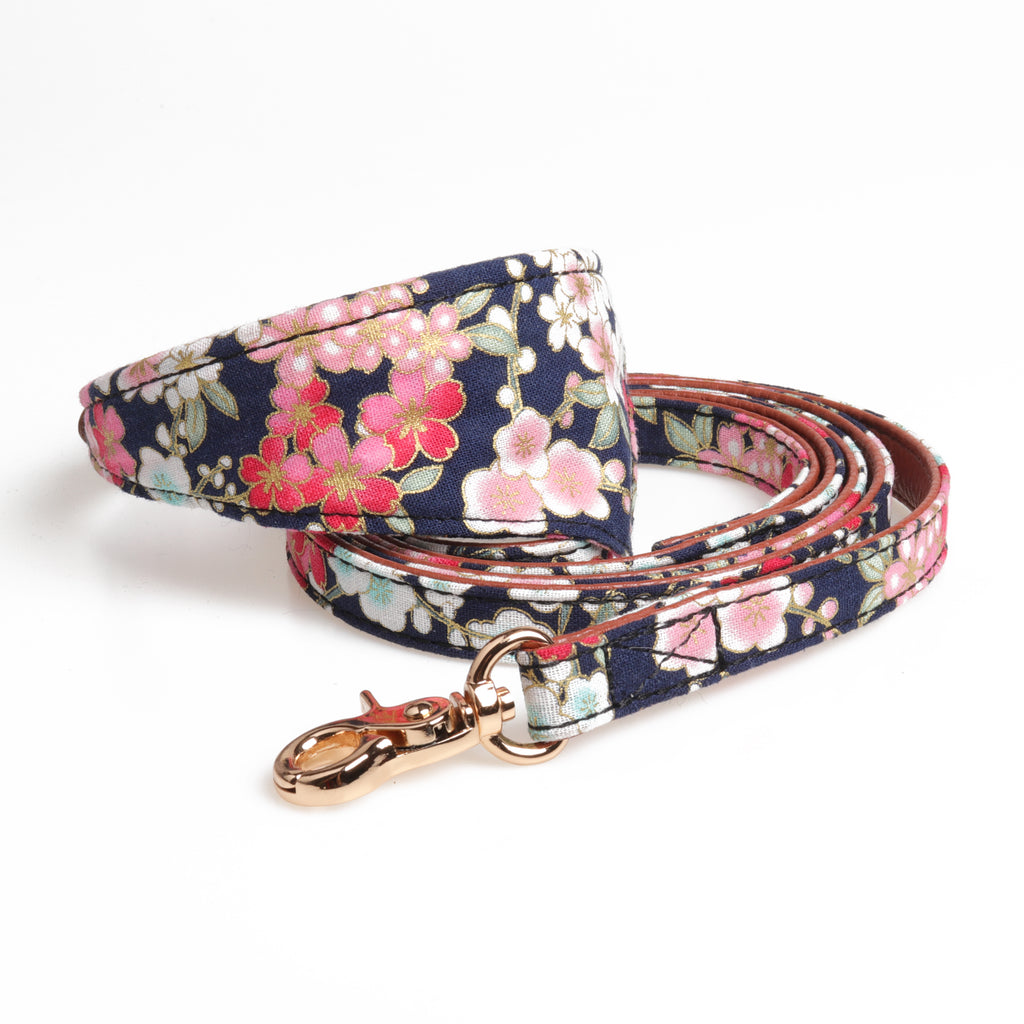 Trendy Floral Leash